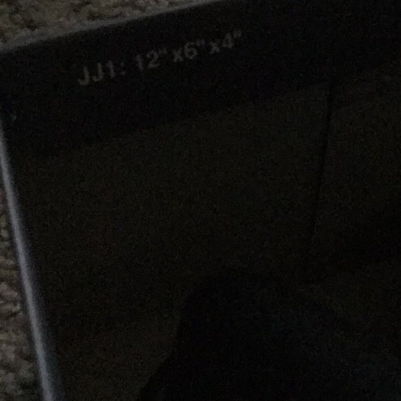 Jennifer Lopez Black Shoes 🖤👞 - Picture 3 of 3